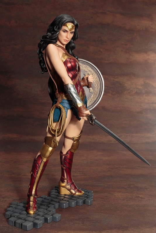 Wonder Woman full size statue PVC toy